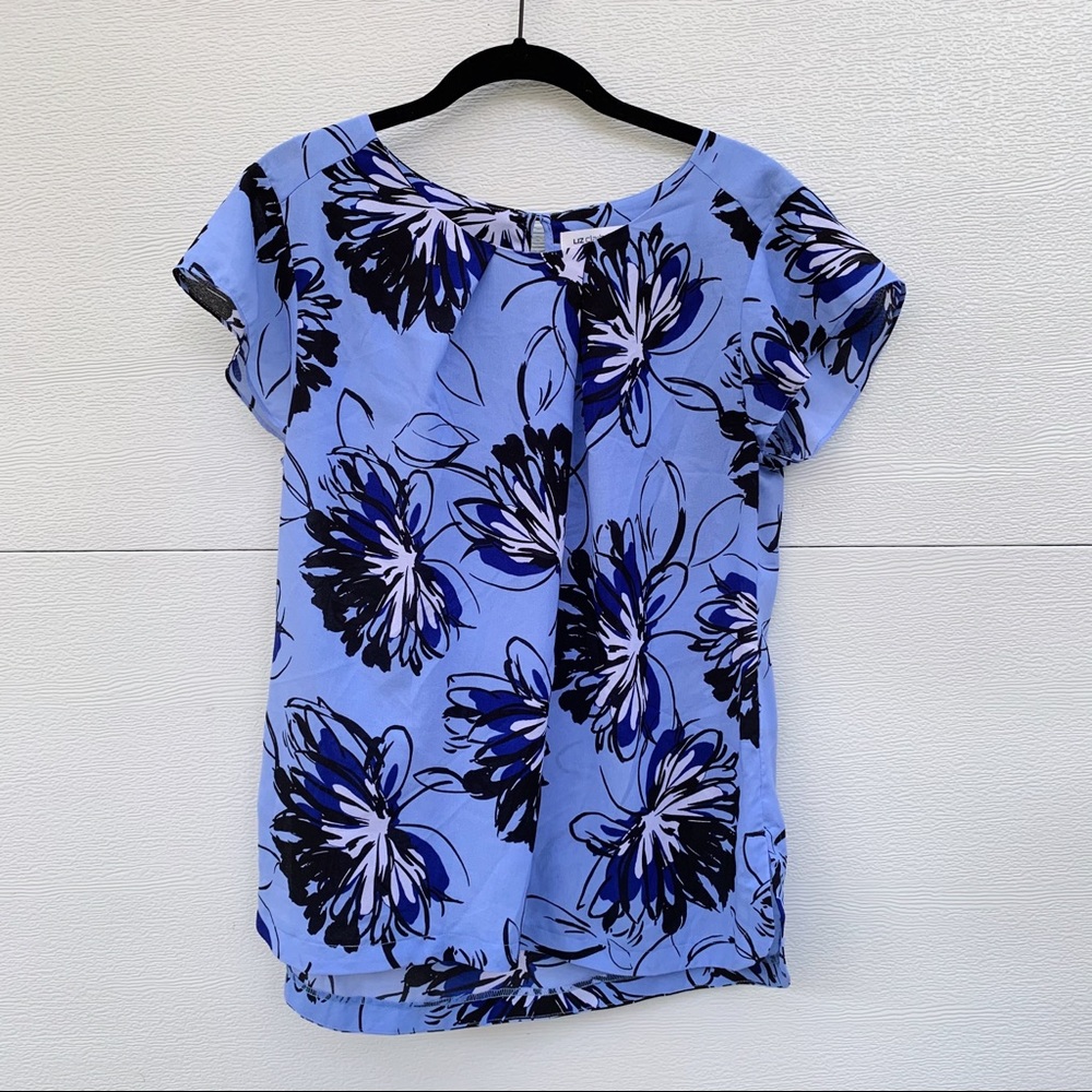 Liz Claiborne Light Blue Floral Top with Navy and Black Blooms